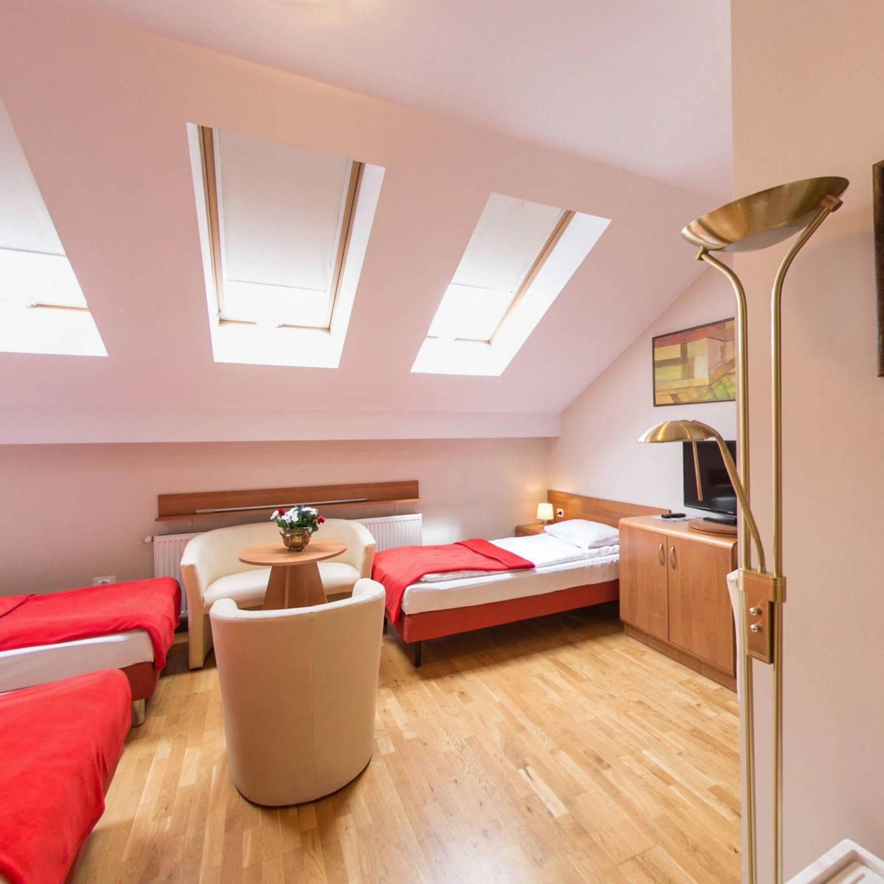 Apartamenty Kajzer Krakow Luaran gambar
